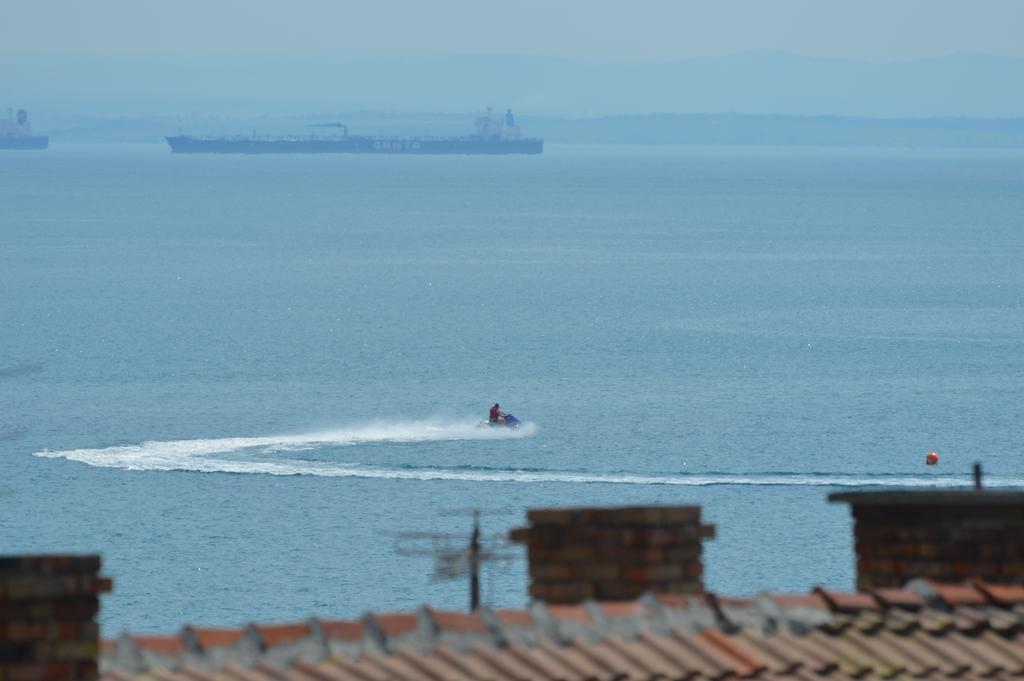 Stamatovi Family Hotel Pomorie Eksteriør bilde